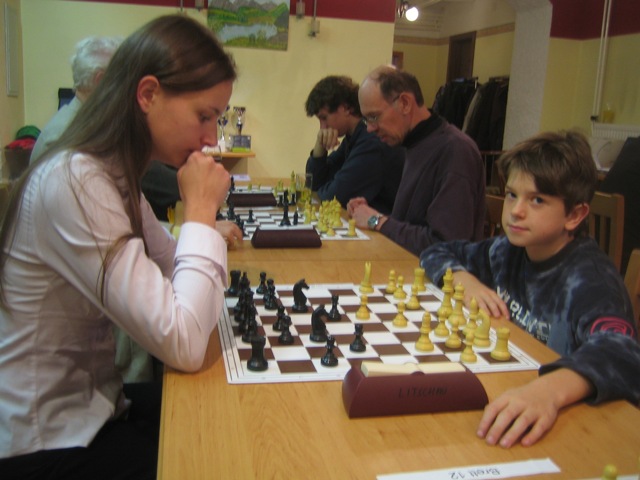 Petra Krosova gegen den 10jhrigen Stefan Gabler