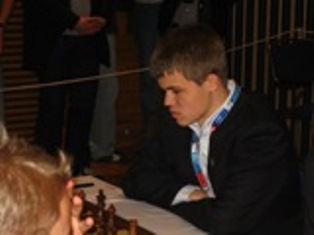 GM Carlsen, Nr. 4